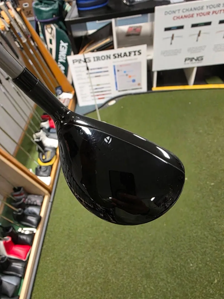 Taylormade Qi10 Max 3 Hybrid - Image 3