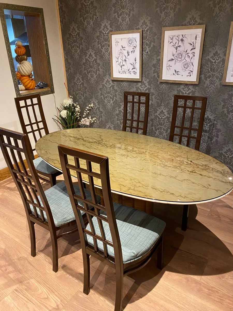 Table and Chairs - Image 2