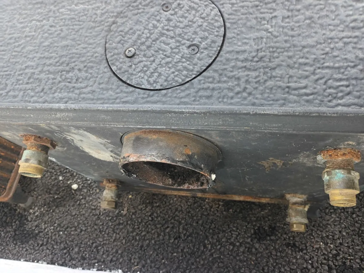 Solid Fuel Stove with boiler - Image 2