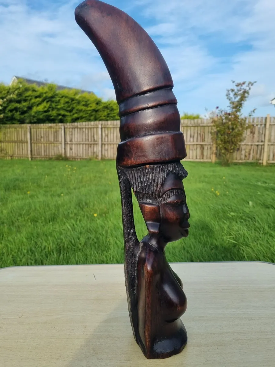 Large traditional African wooden sculpture - Image 3