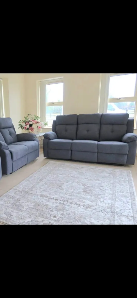 Brand new abbey 3 plus 2 recliners reduced - Image 4