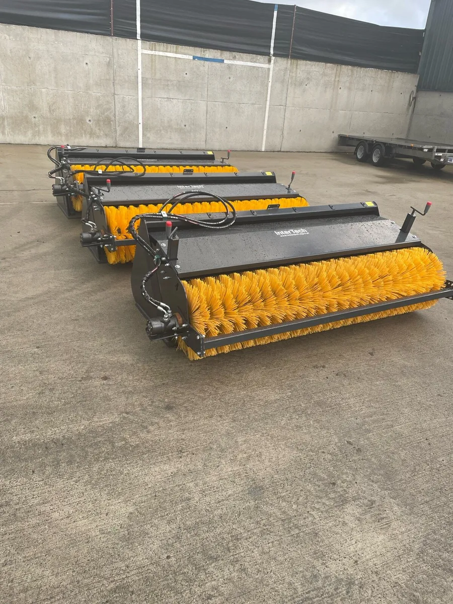 Road Sweeper - Image 1