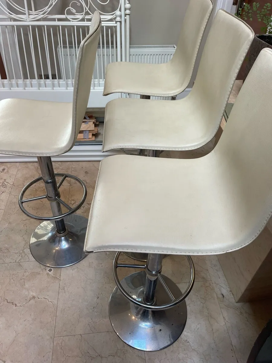 4 x Cream Leather Kitchen Breakfast Bar Stools - Image 3