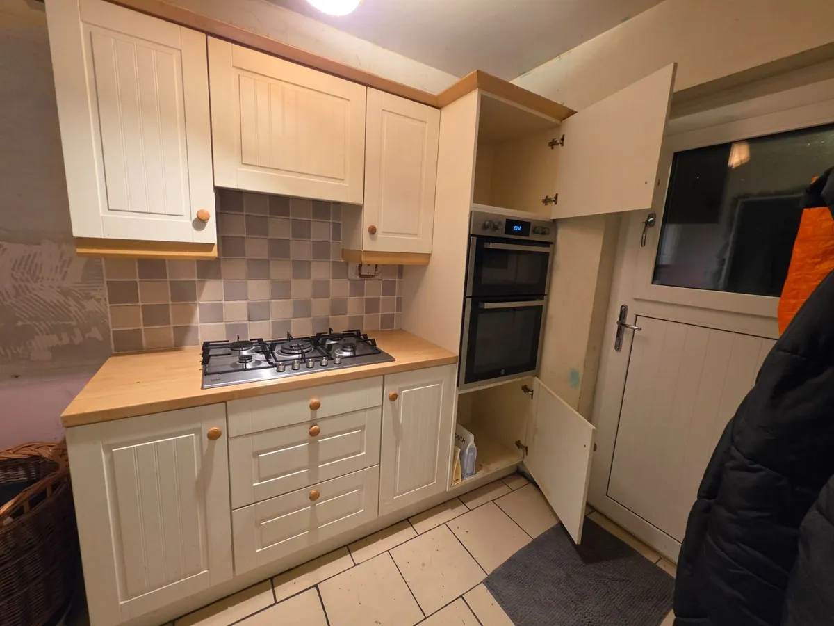 Kitchen  units - Image 3
