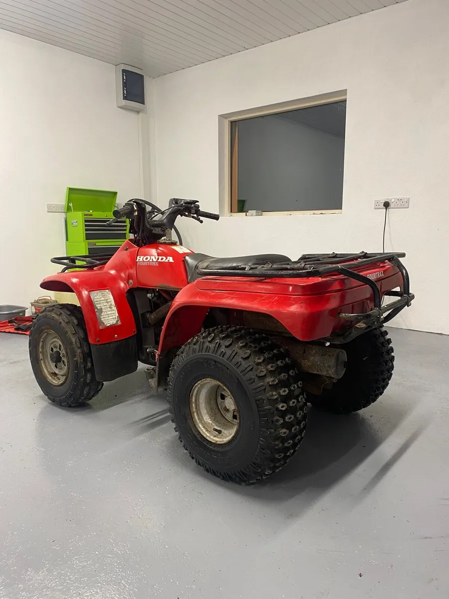 Honda fourtrax 200 - Image 4