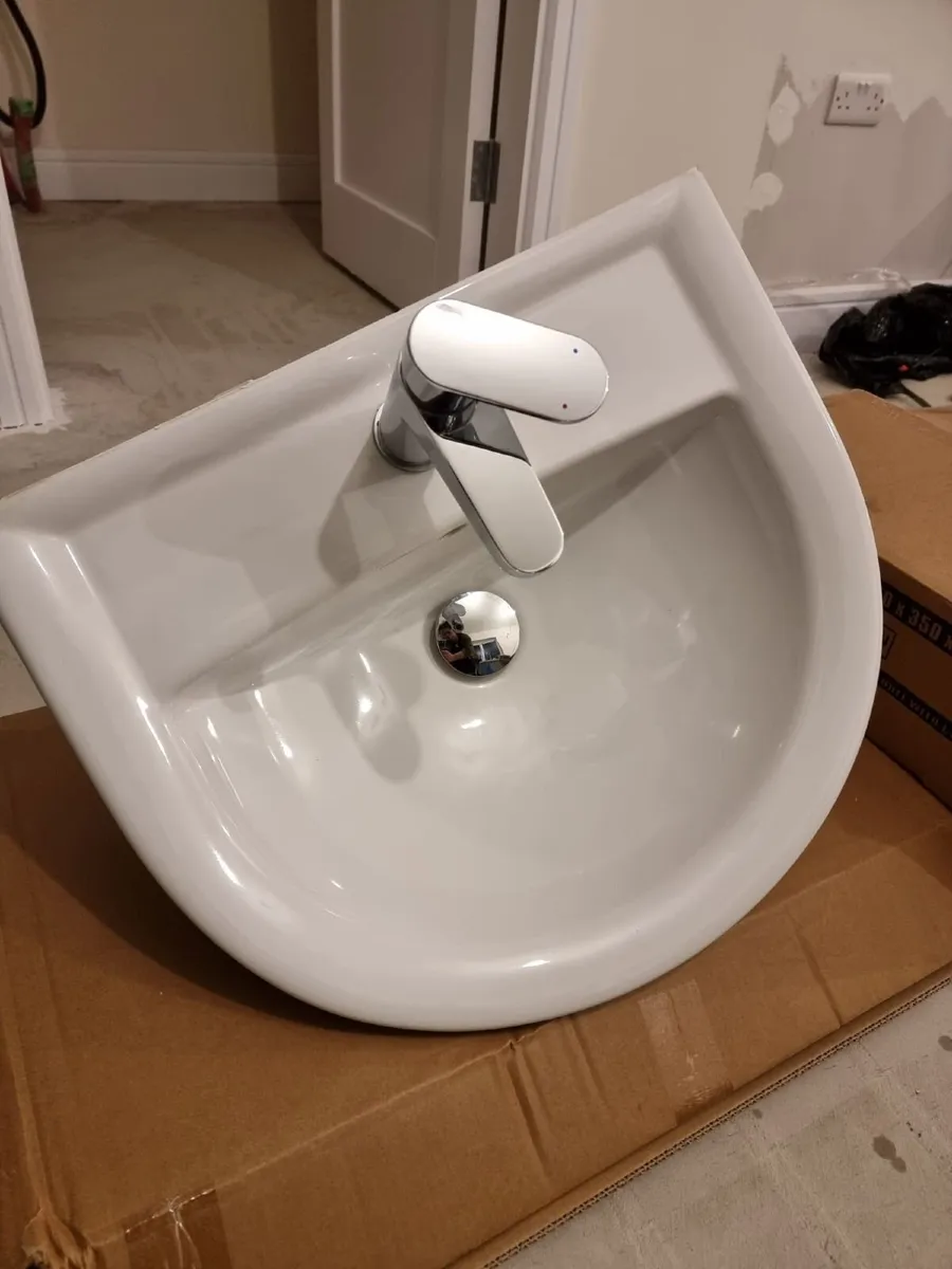 3 x BATHROOM BASINS + CHROME MIXER TAPS  Removed f - Image 2
