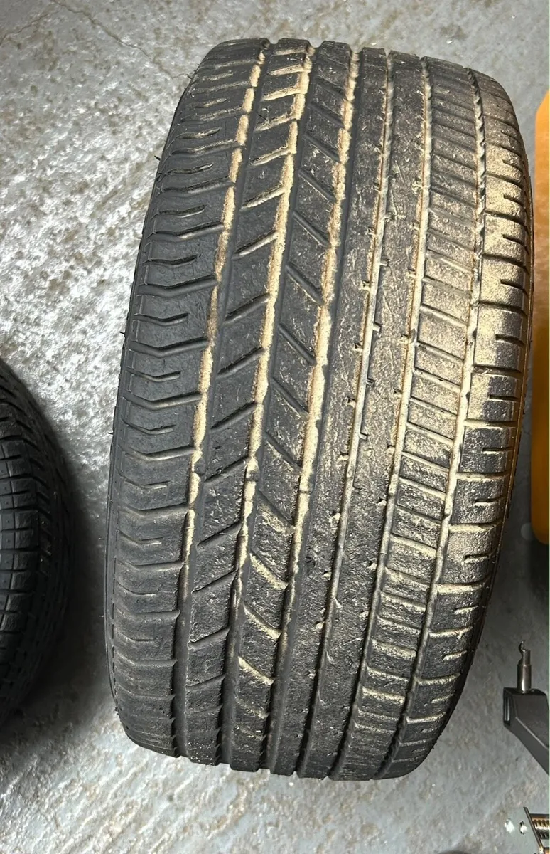 15” Pirelli Rally Tyres - Image 3