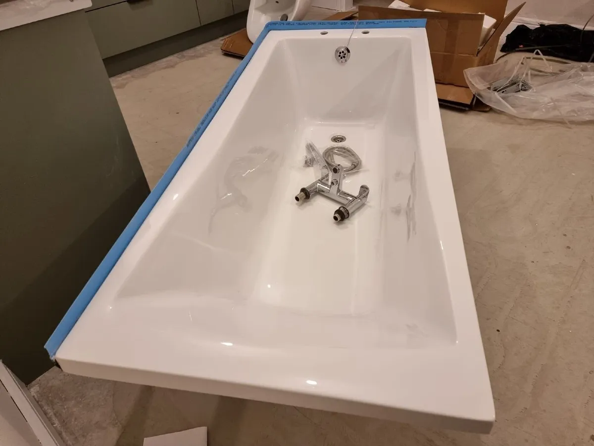 NEW BUILD Bath 1700 x 680 mm – Never Used - Image 2