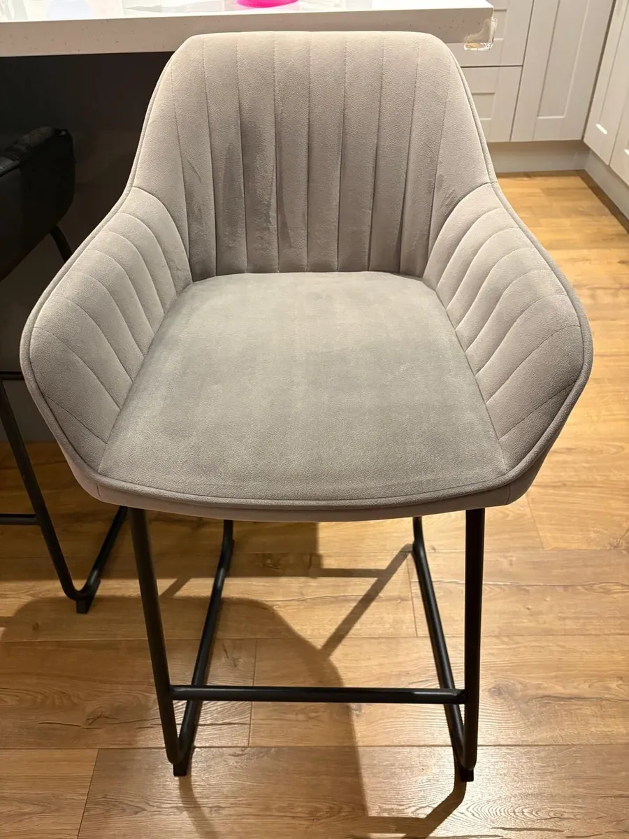 Kitchen Island Chairs - Image 4
