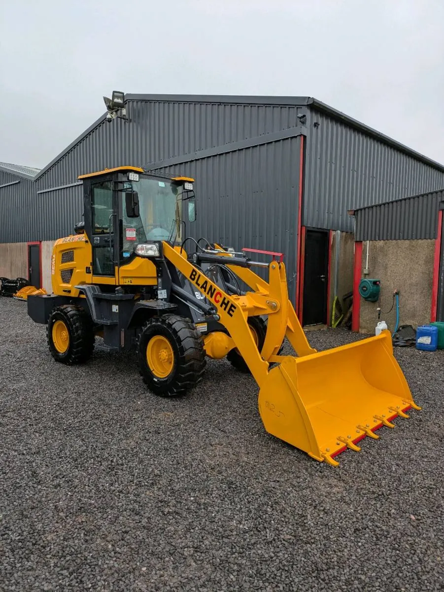 Blanche Farm Loader - Image 1