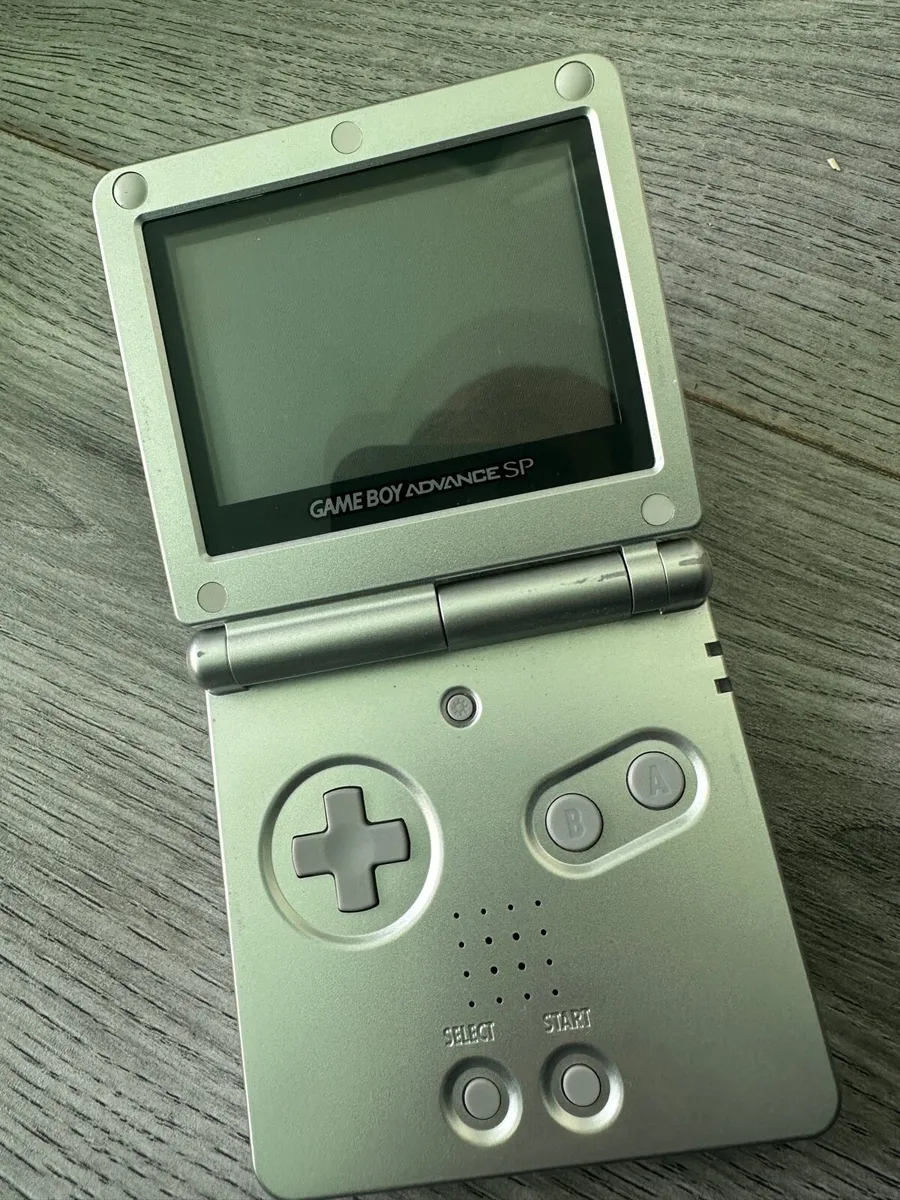 Gameboy advance sp - Image 2