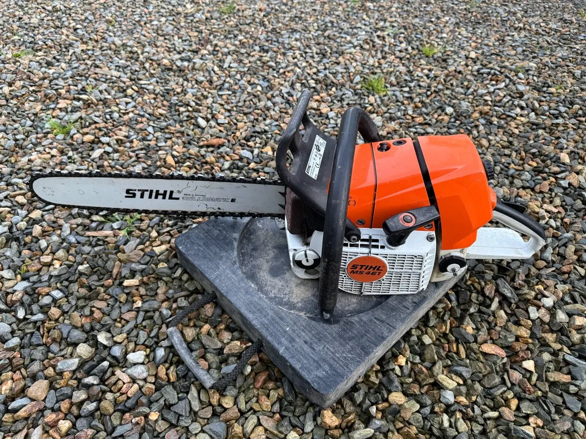 Still 461 Chainsaw - Image 2