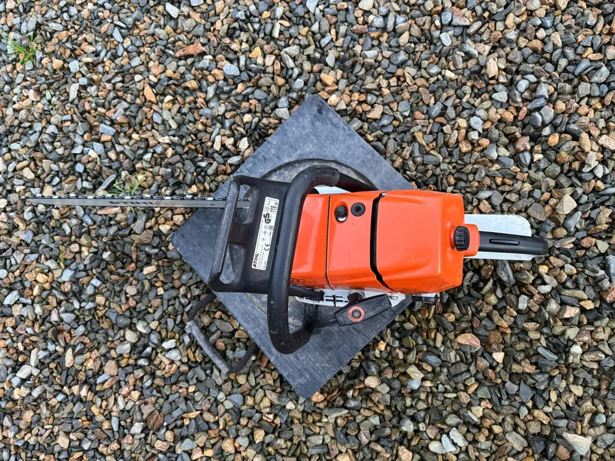 Still 461 Chainsaw - Image 3
