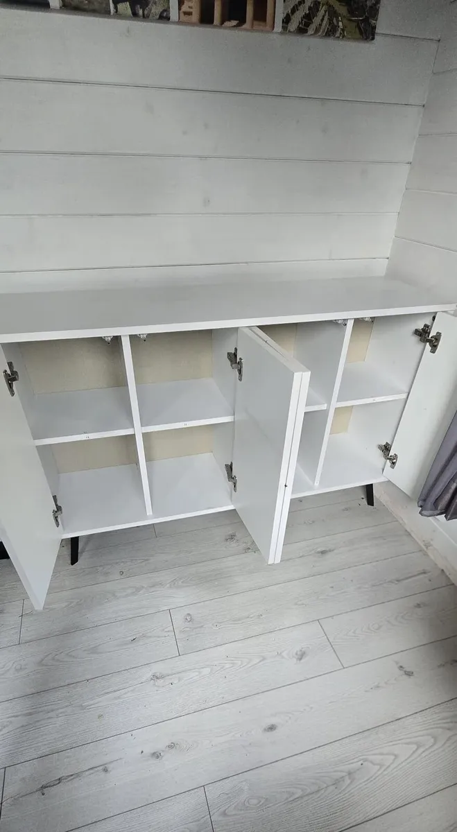 Sideboard / storage unit. - Image 3