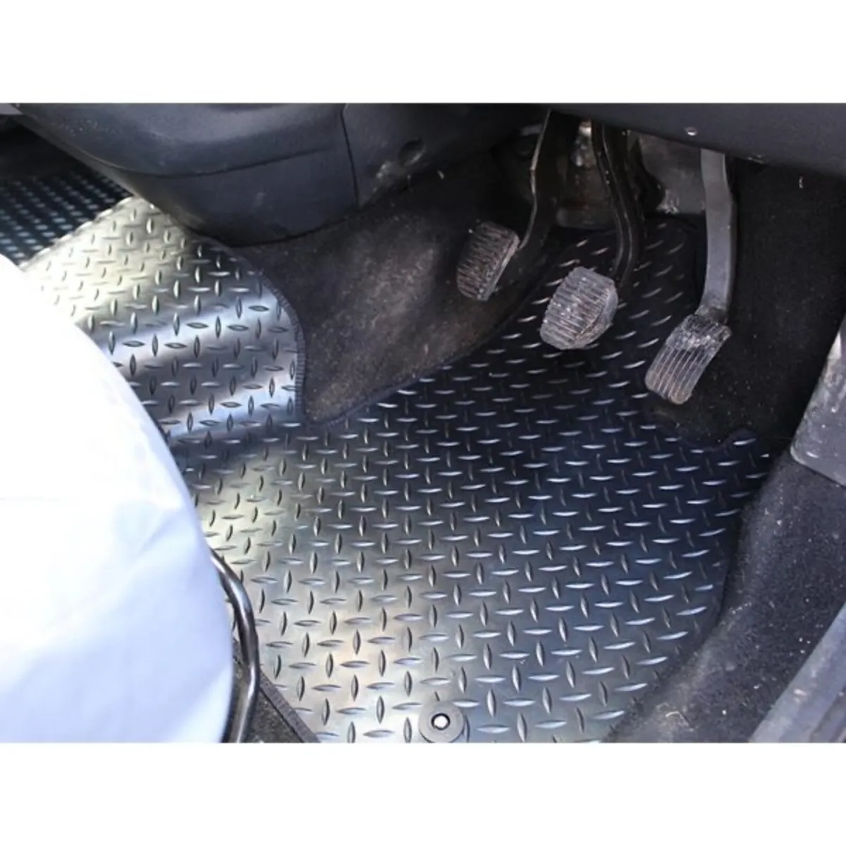 RUBBER MATS •TAILORED FIT• - Image 2
