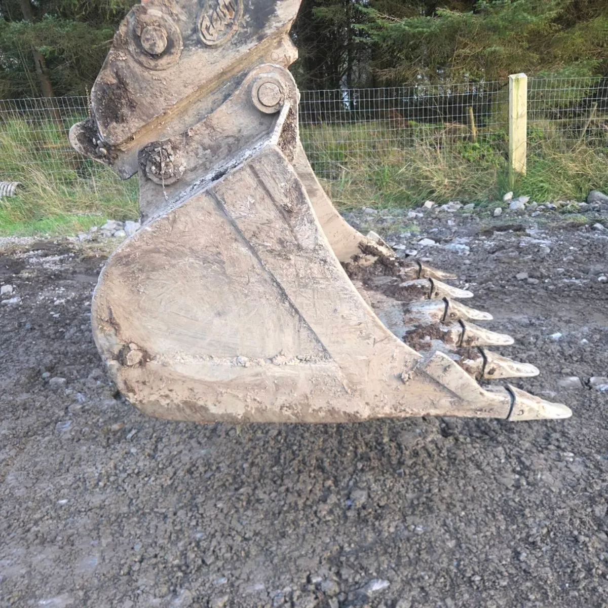 Scott 4ft digging bucket - Image 1