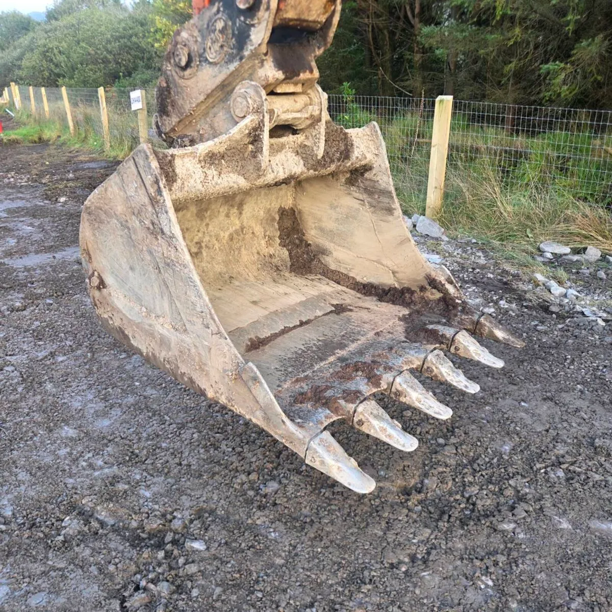 Scott 4ft digging bucket - Image 2