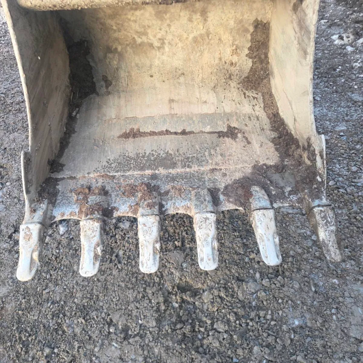 Scott 4ft digging bucket - Image 3