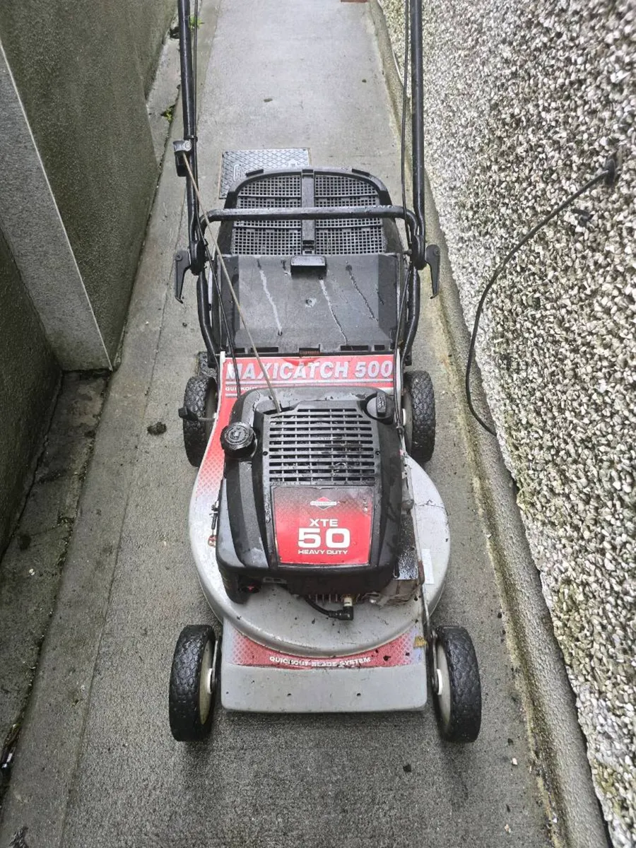Briggs in Stratton 5 horsepower - Image 3