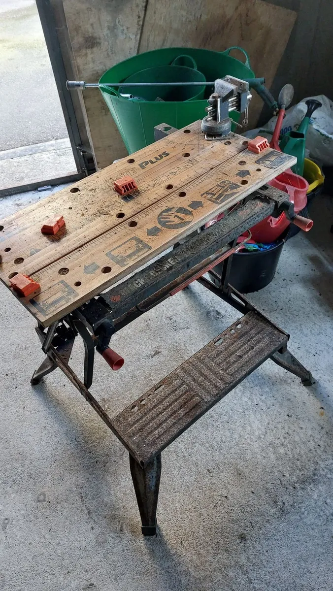 Work bench - Image 1