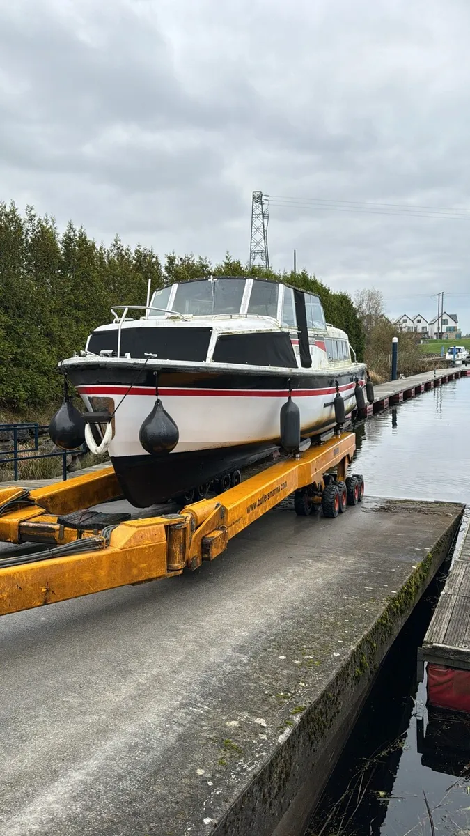 Broom Skipper 30 foot Cruiser - Image 1