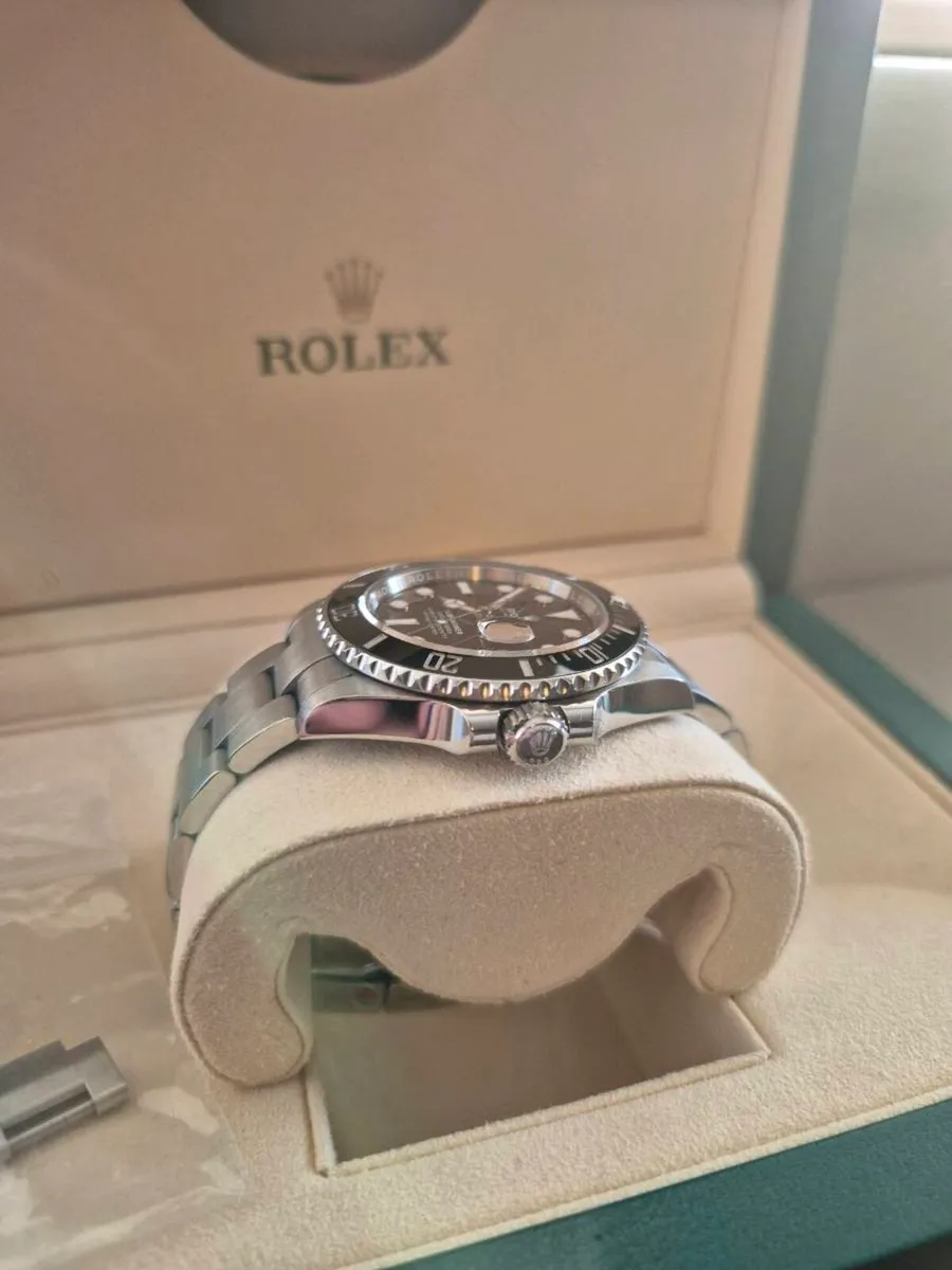 Rolex Submariner Date - Image 2