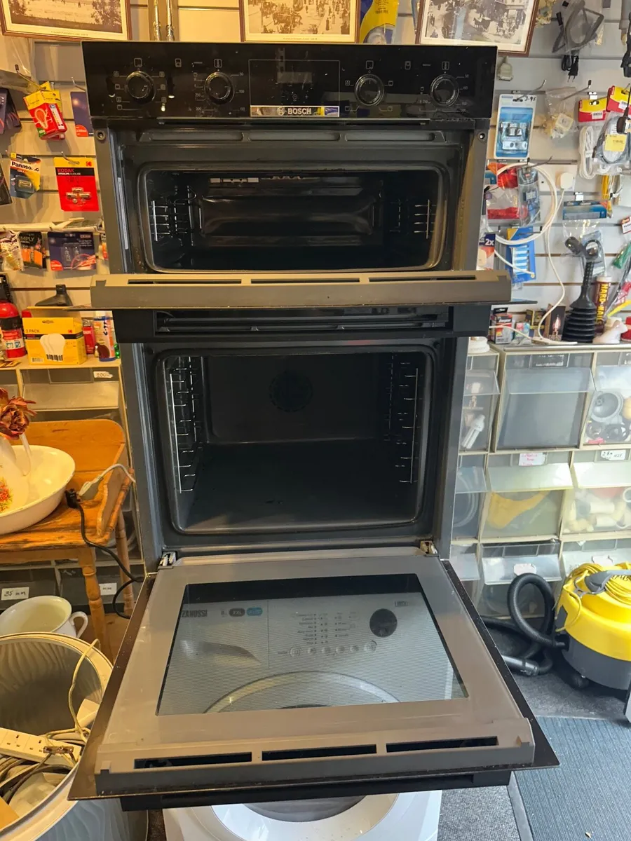 Oven - Image 1