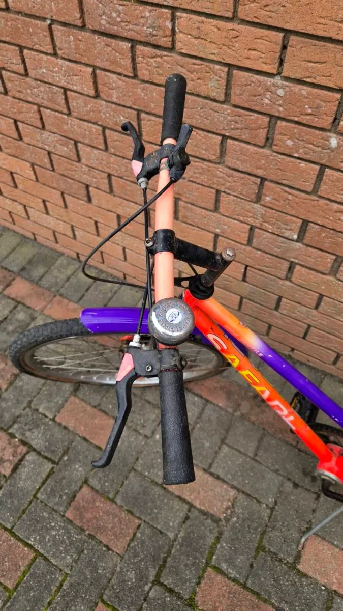Girls KENT bike - Image 3