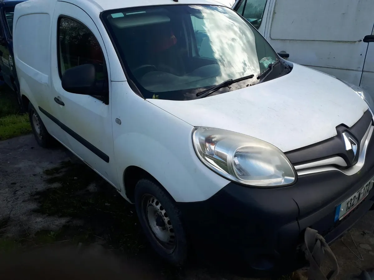 Renault kangoo Breaking parts - Image 1