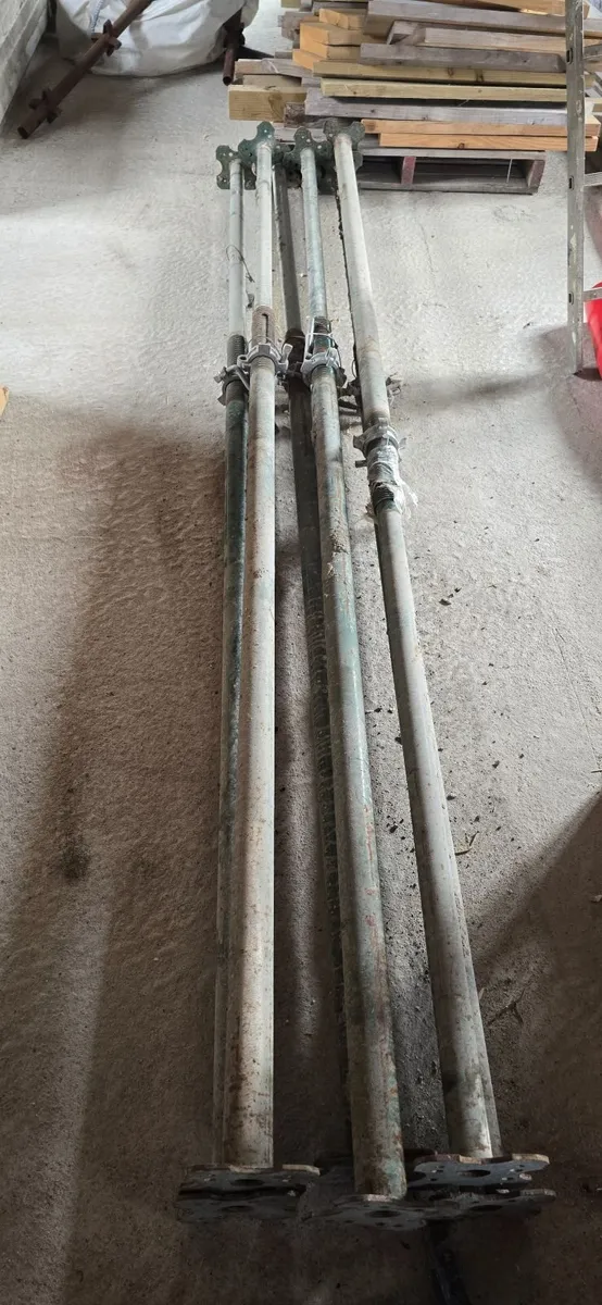 Acrow prop - Image 1
