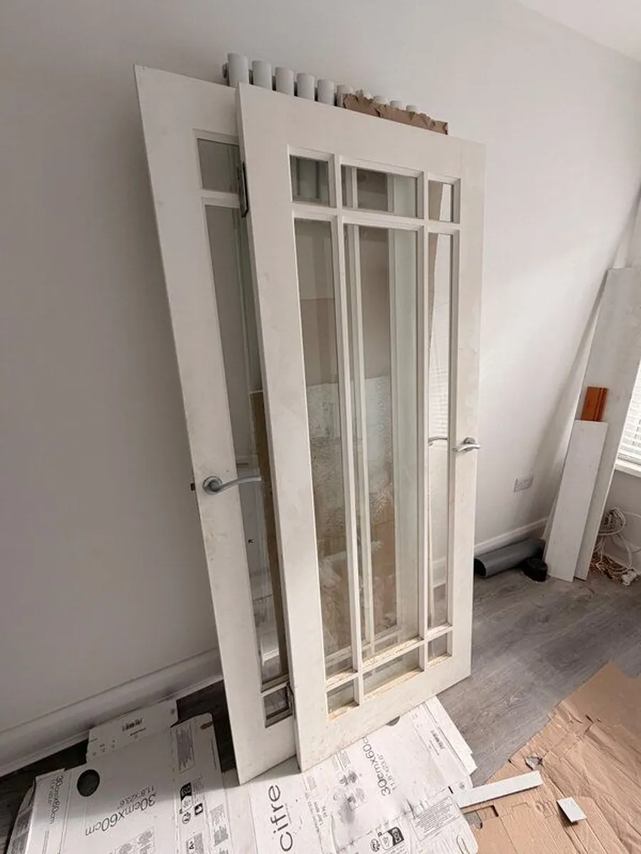Pair of Internal glazed Doors - Image 1
