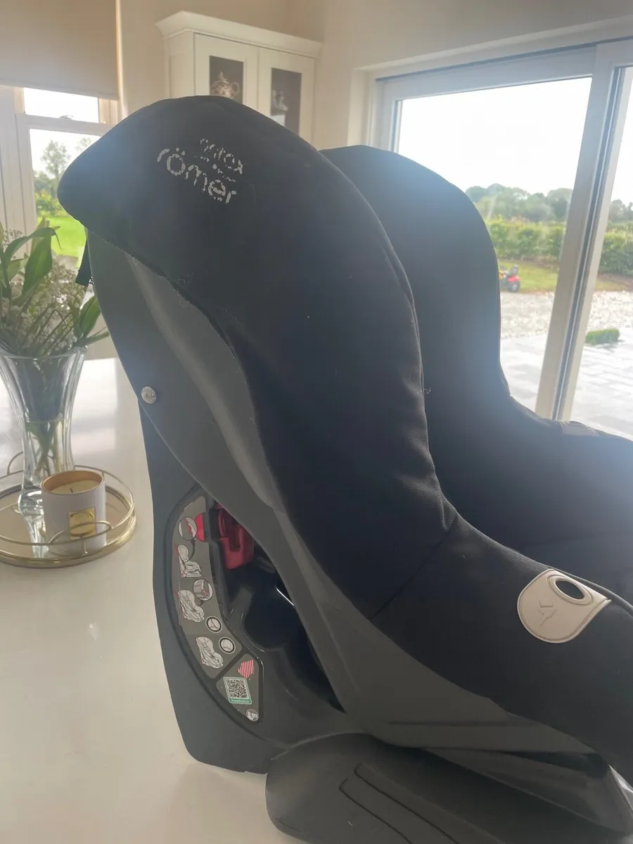 carseat - Image 2