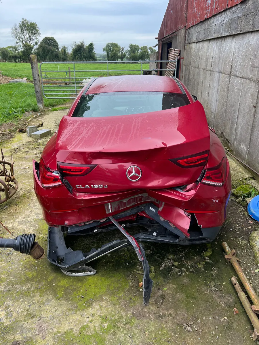 Mercedes CLA 180d - Image 2