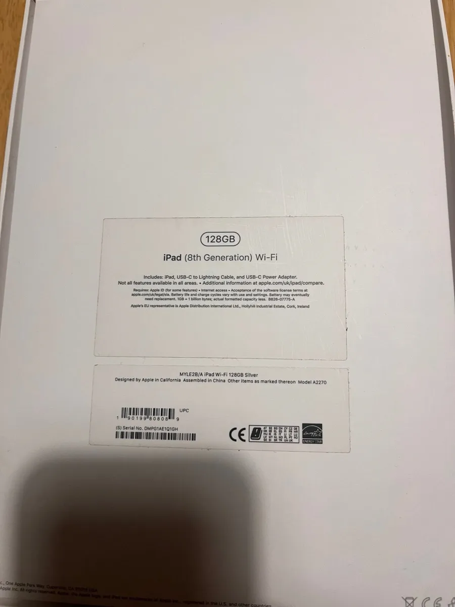 I pad 8th generation - Image 3