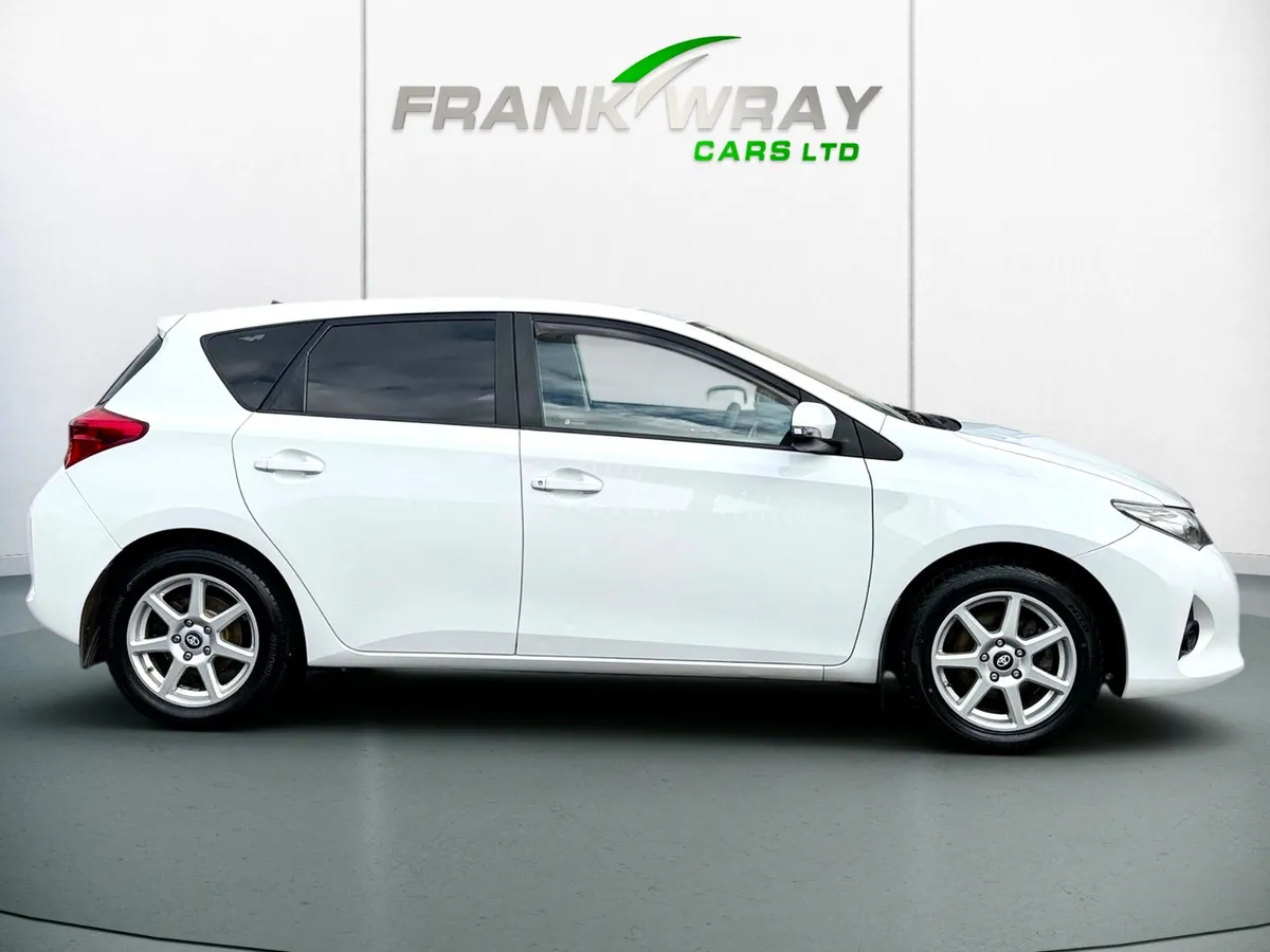 2014 142 TOYOTA AURIS 1.4 D4D **NEW TEST**MINT** - Image 4