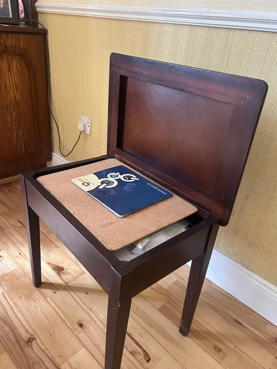Antique mahogany piano stool - Image 2