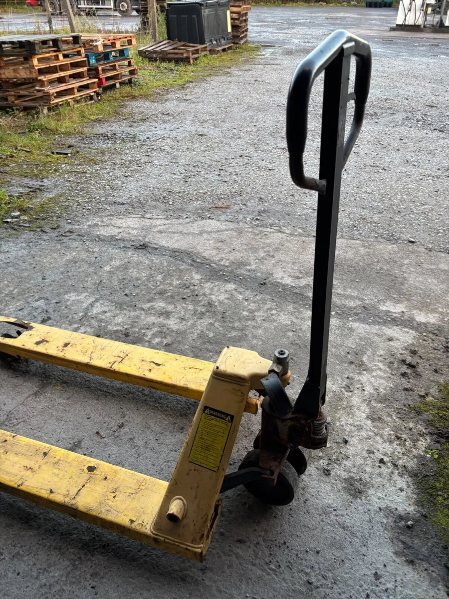 Pallet handler - Image 1