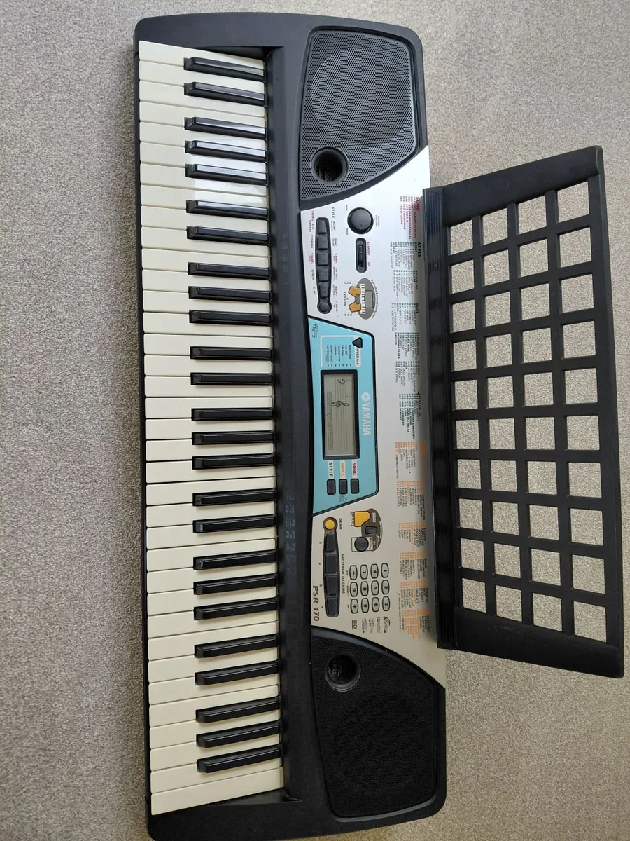 Yamaha Keyboard - Image 1