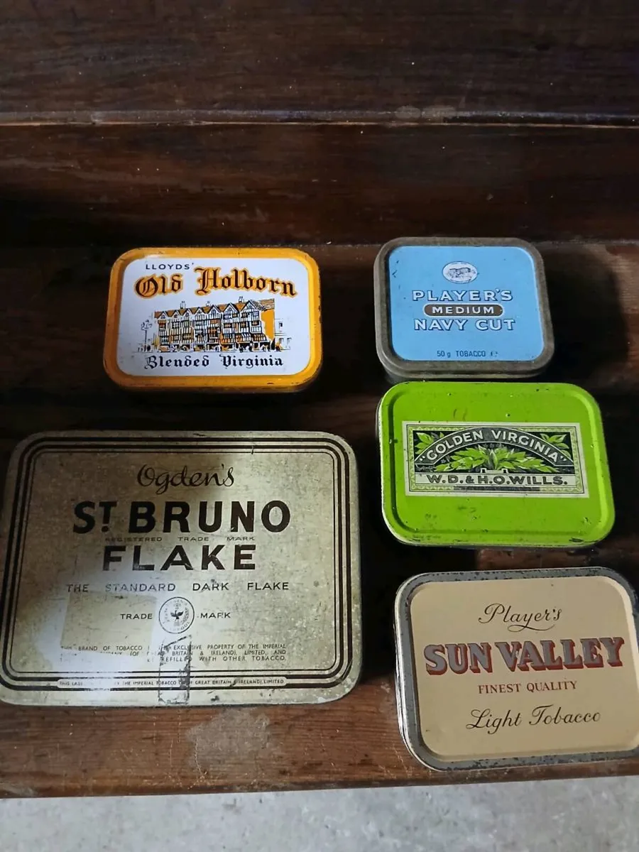 Tabacco tins