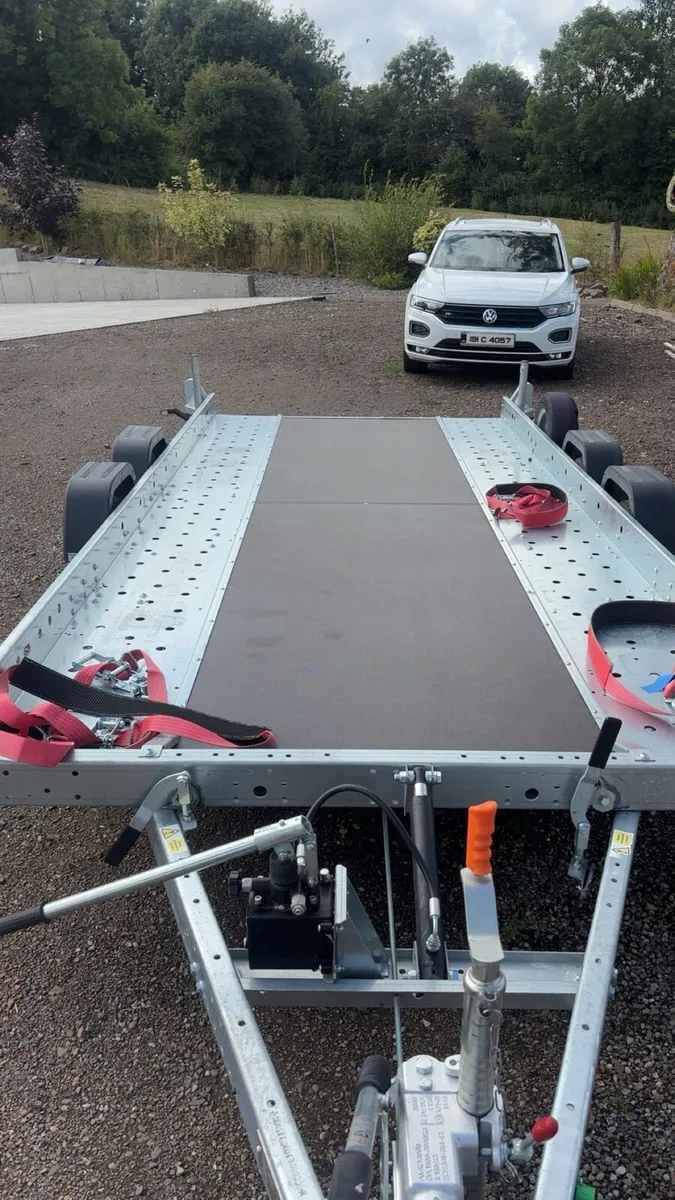 Car transporter - Image 3