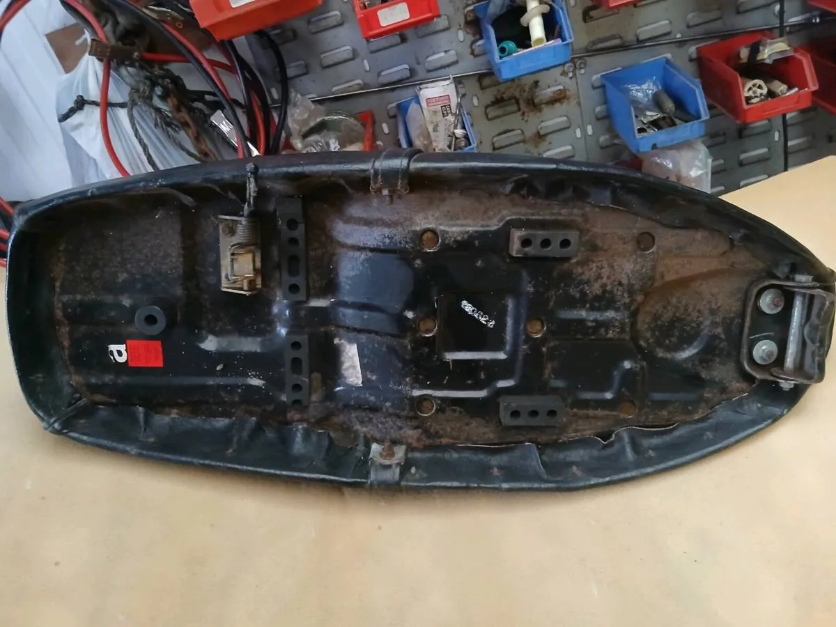 Honda 50 express frame and taxbook €150 - Image 3