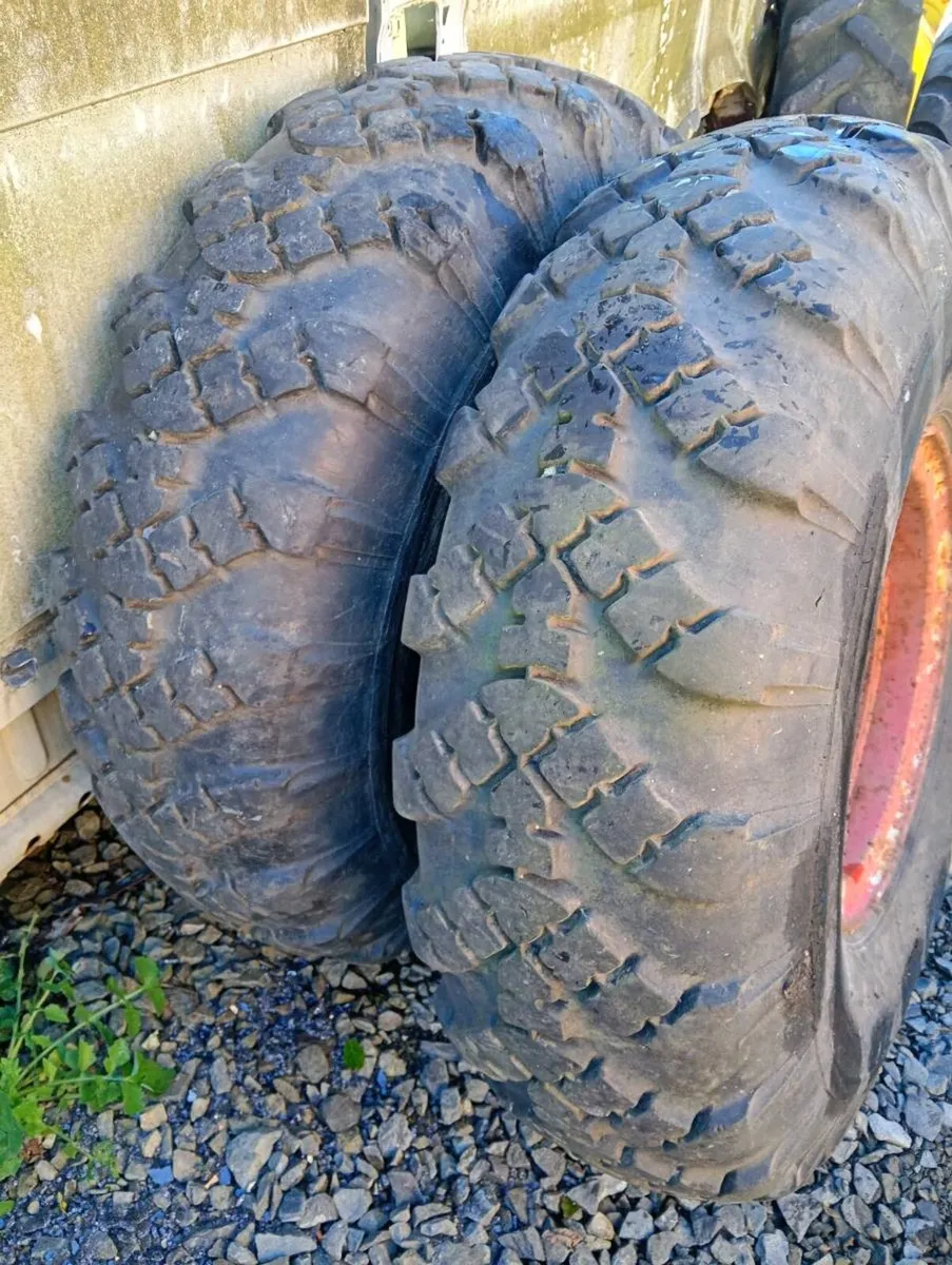 Pair Russian tanker wheels & 8 stud New Holland - Image 2