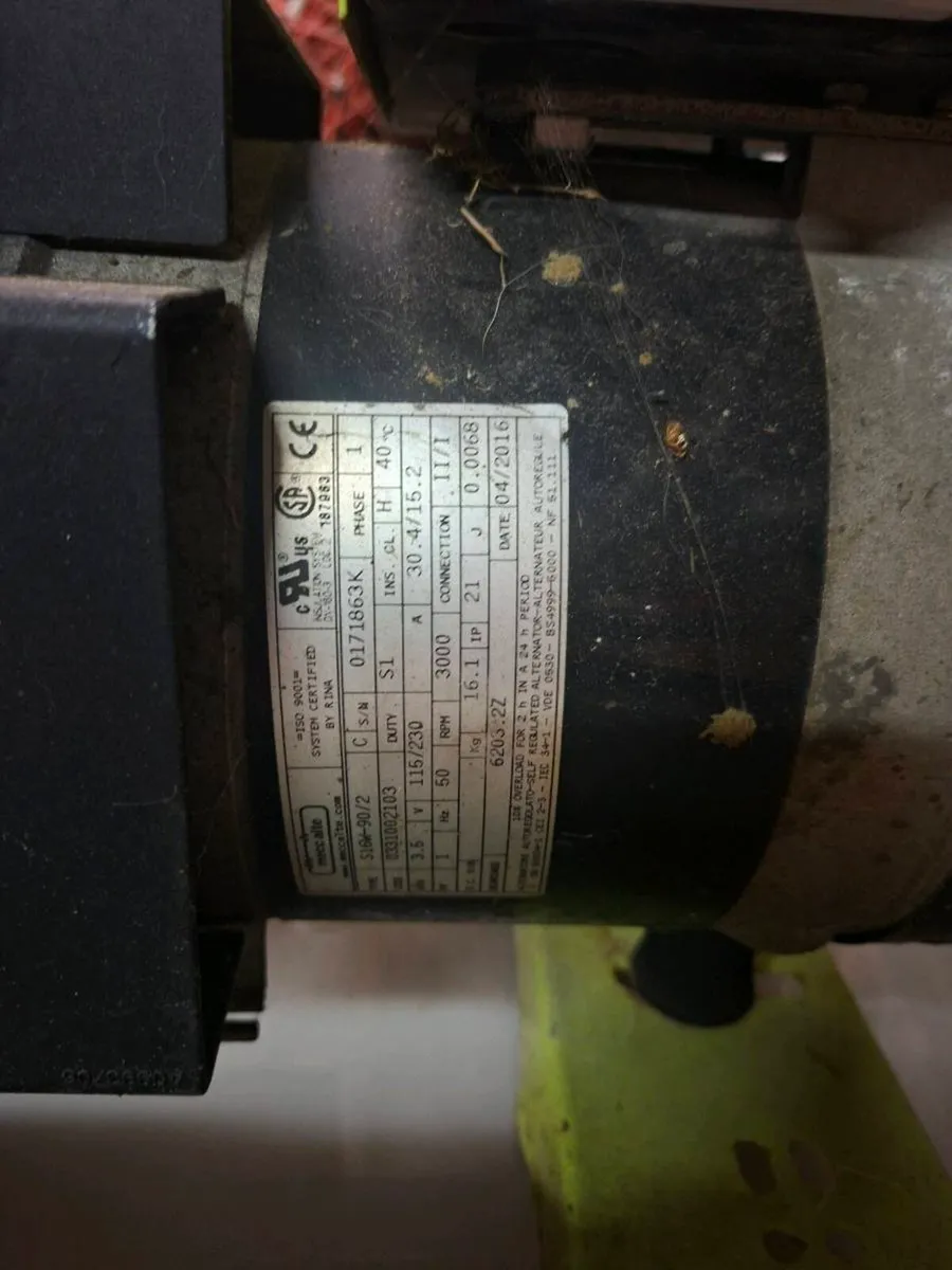 Pramac E4000 Petrol Generator. 110v - Image 4