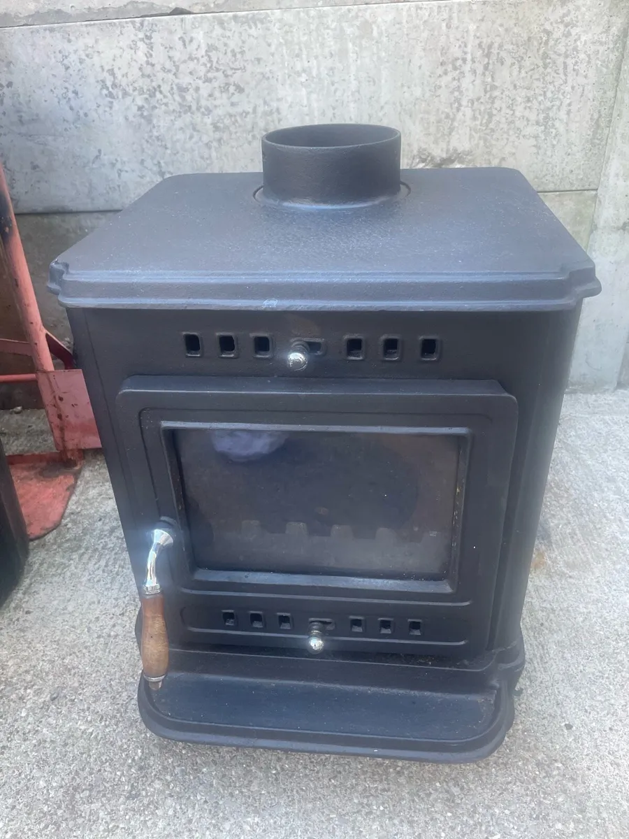 Stove - Image 2