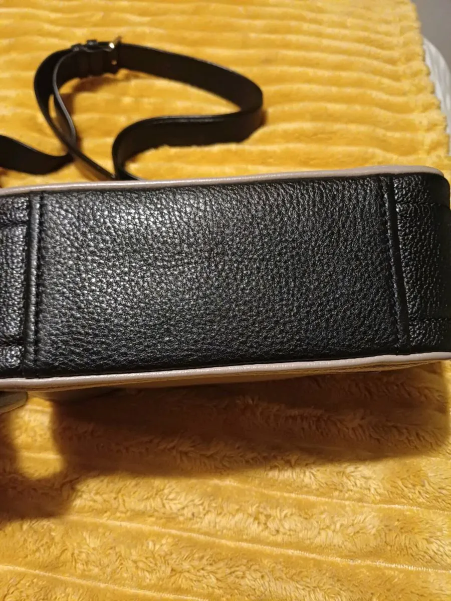 Marc jacobs softshot crossbody bag - Image 3