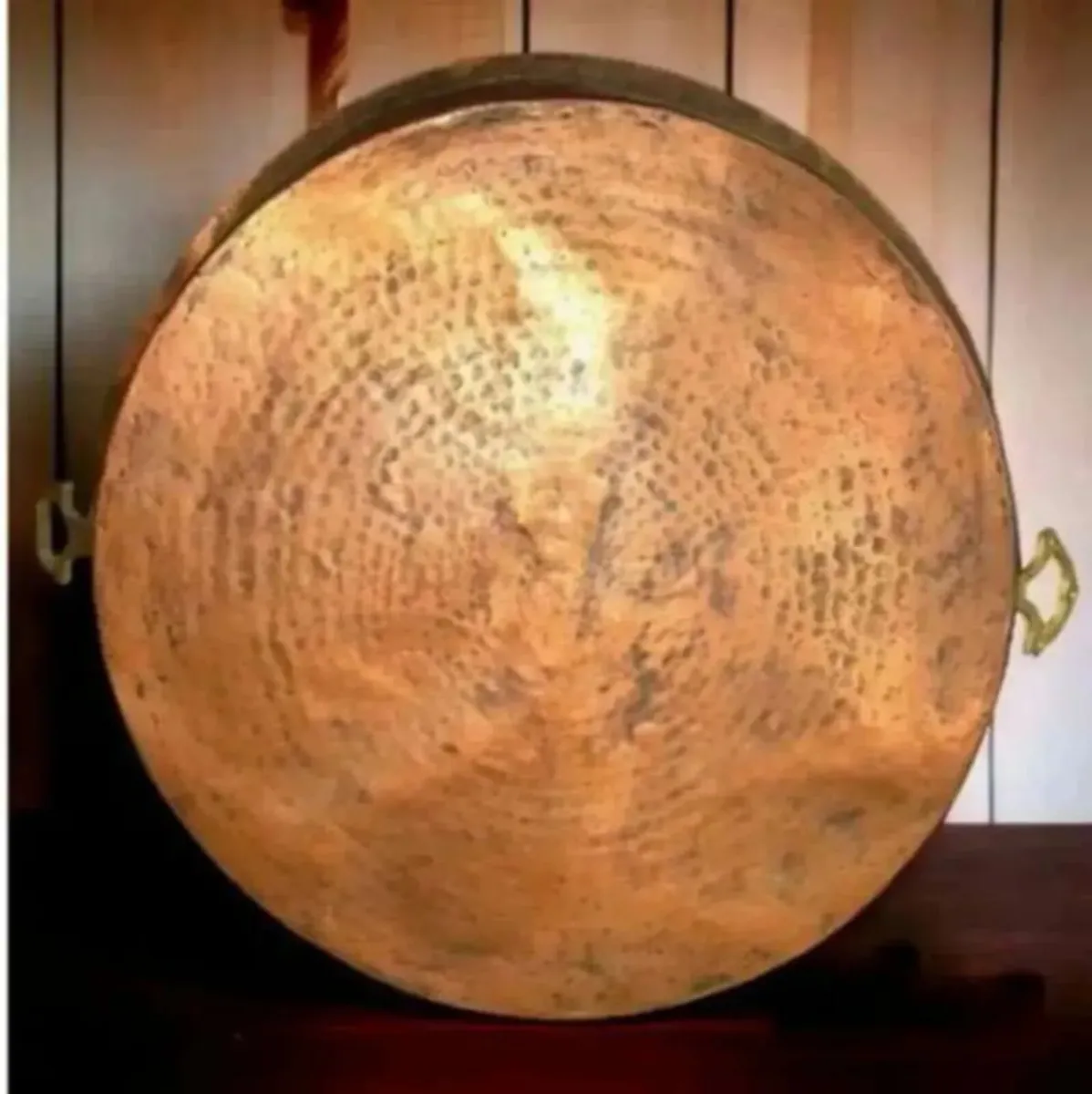 Large Vintage Copper Pan with Brass Handles - Image 3
