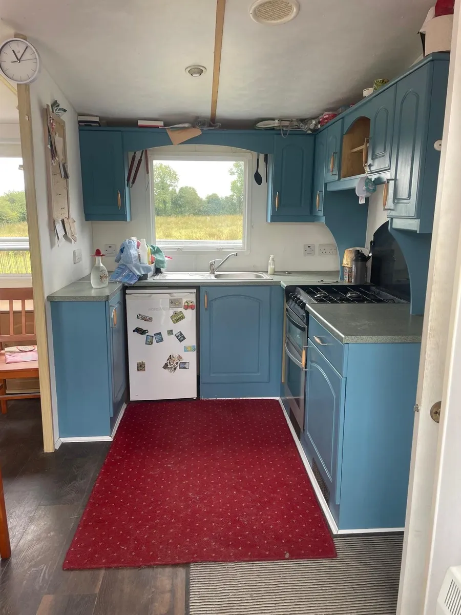 BK Lymington mobile home - Image 2