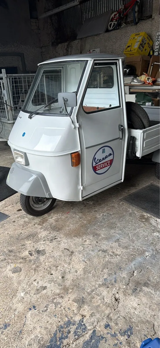 Fully restored piaggio ape 50 tuk tuk - Image 2