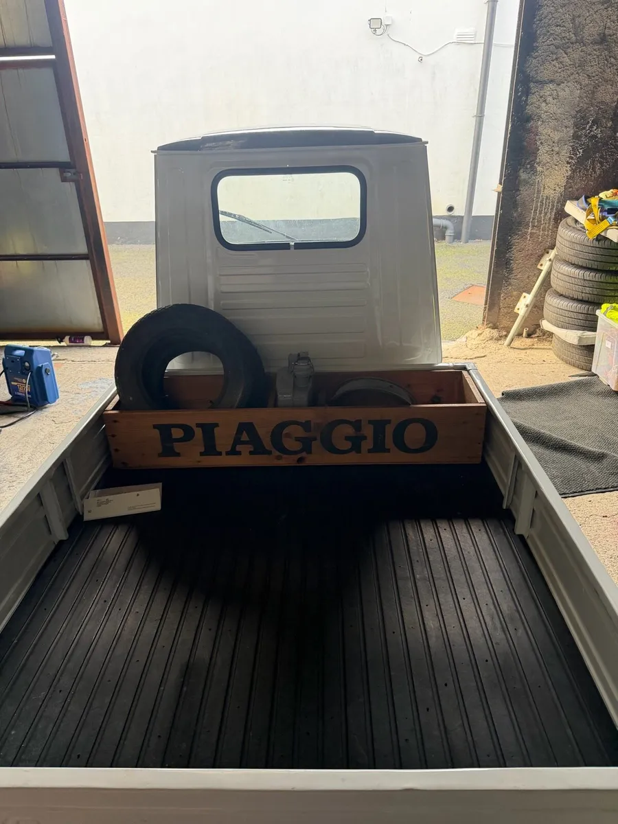 Fully restored piaggio ape 50 tuk tuk - Image 3