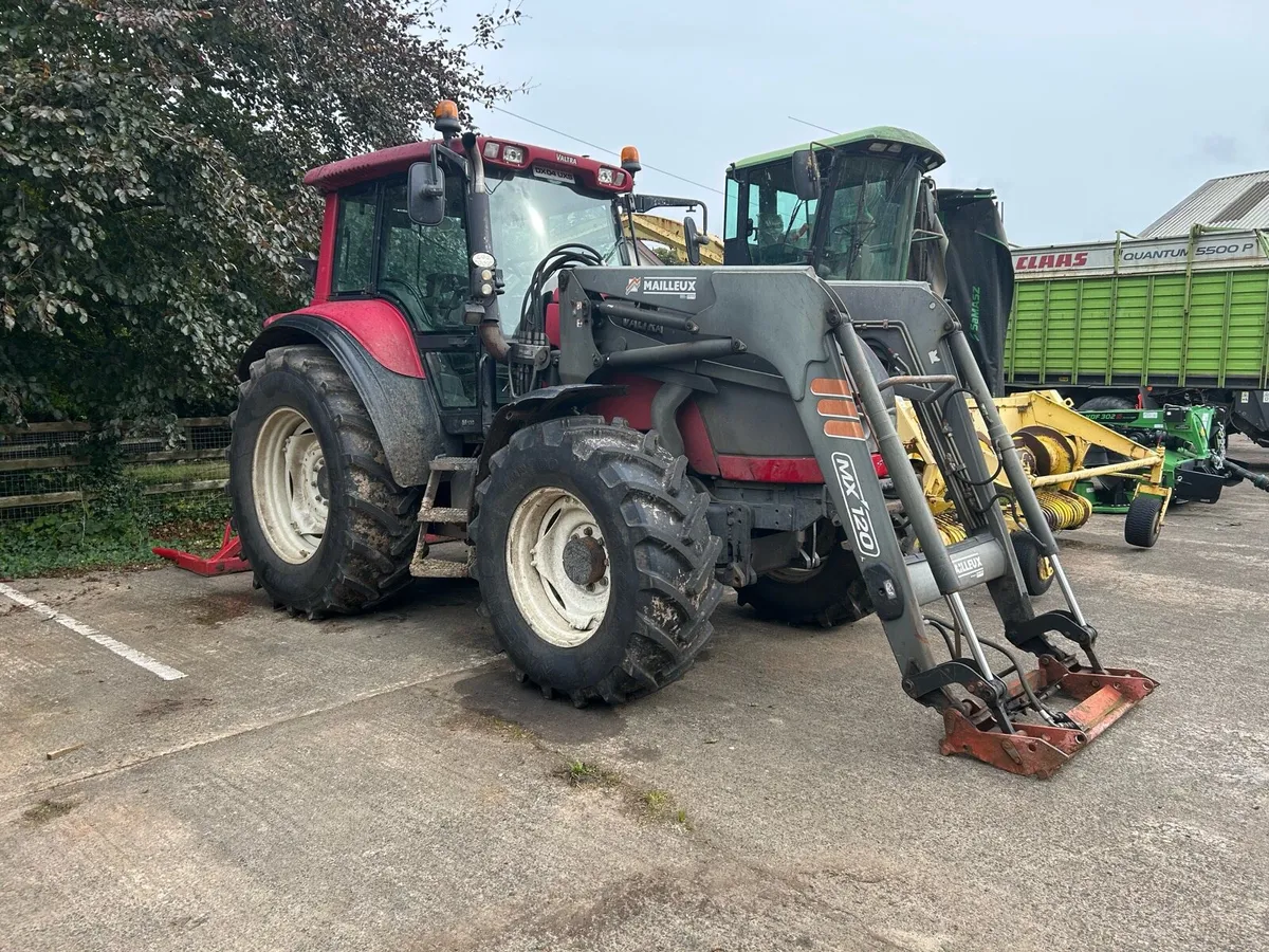 2004 valtra m130 - Image 1